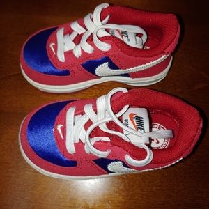 Nike toddler shoes